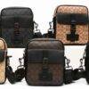 8799- CROSSBODY DE CABALLERO PREMIUM x "COACH". (1 PZA)