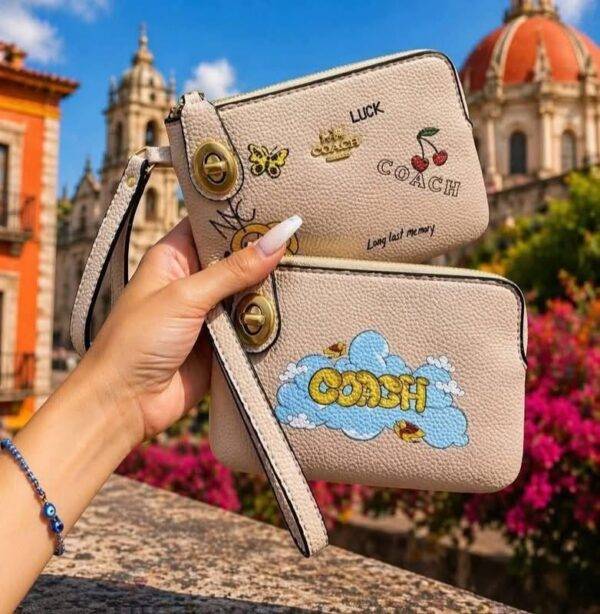 KFC-8301 - MUÑEQUERA CON SEGURO x "COACH" (1 PZA)