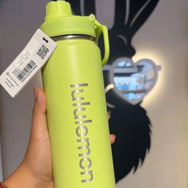 X0864 - TERMO x "LULULEMON" 22 ONZAS (1 PZA)