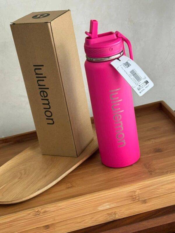 X0864 - TERMO x "LULULEMON" 22 ONZAS (1 PZA)