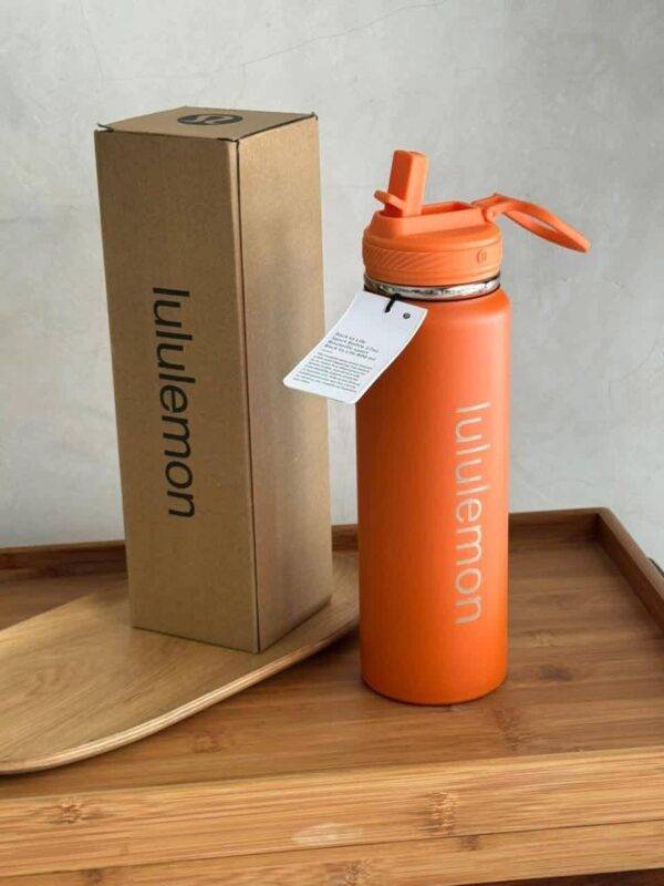 X0864 - TERMO x "LULULEMON" 22 ONZAS (1 PZA)