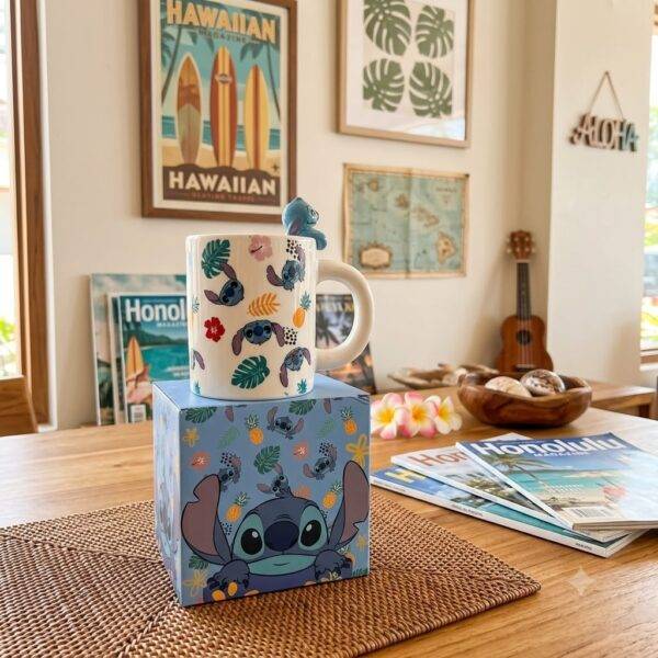 TCB183 - TAZA CON FIGURITA x "STITCH" CON CAJA (1 PZA)