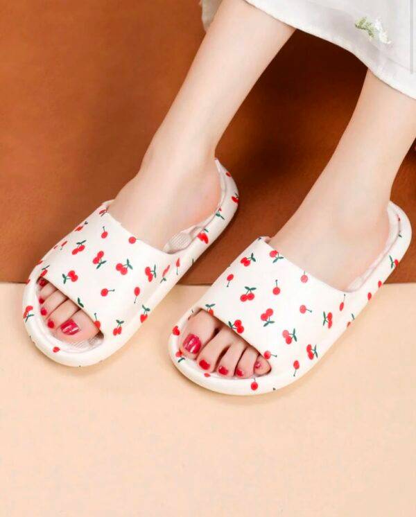 LU99342 - PAR DE SANDALIAS PARA DAMA "CHERRY y STRAWBERRY" x "COACH" (1 PAR)