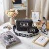 WXL-985 - CROSSBODY CON MONEDERO x "KARL LAGERFELD" (1 PZA)