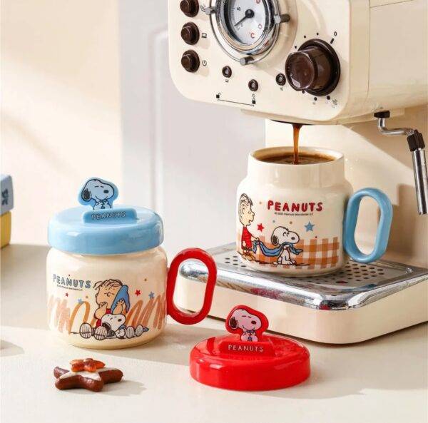 TCB189 - TAZA DE CERAMICA CON TAPA x "SNOOPY" (1 PZA)