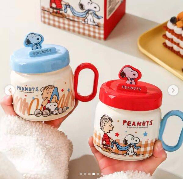 TCB189 - TAZA DE CERAMICA CON TAPA x "SNOOPY" (1 PZA)