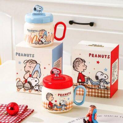 TCB189 - TAZA DE CERAMICA CON TAPA x "SNOOPY" (1 PZA)