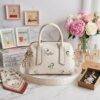 L-K2891 - BOLSO CON DISEÑO DE SNOOPY x "COACH" (1 PZA)