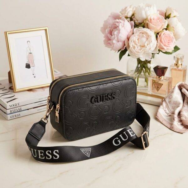WXL-827 - BANDOLERA CON DOBLE CIERRE TIPO VINIPIEL x "GUESS" (1 PZA)