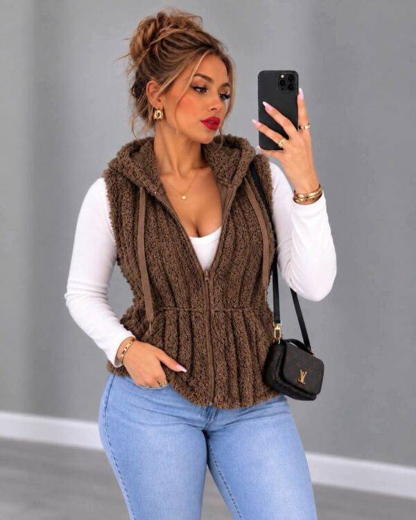 DY5037- CHALECO "TEDDY" CON GORRO PARA DAMA. (1 PZA)