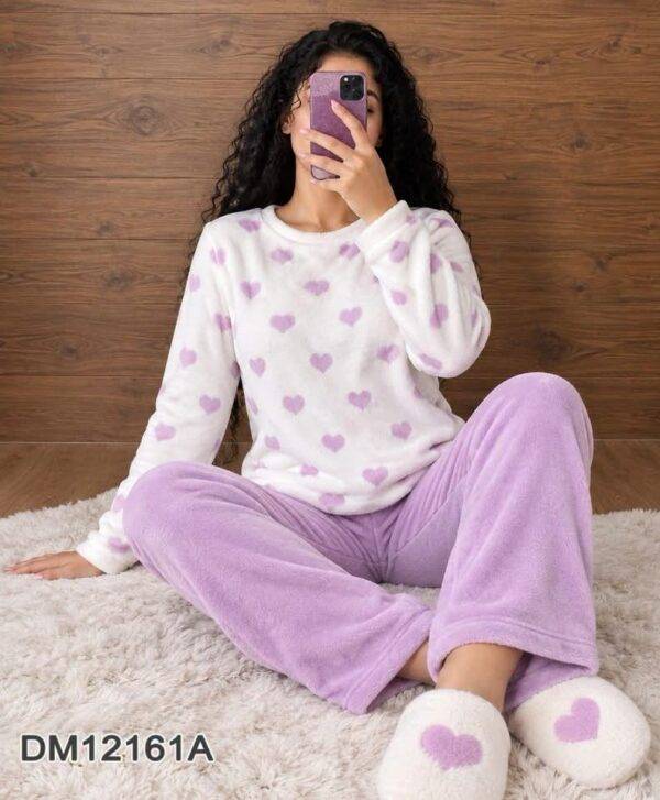 DM12161A - PIJAMA "POLAR" DE CORAZONES PARA DAMA (1 PZA)
