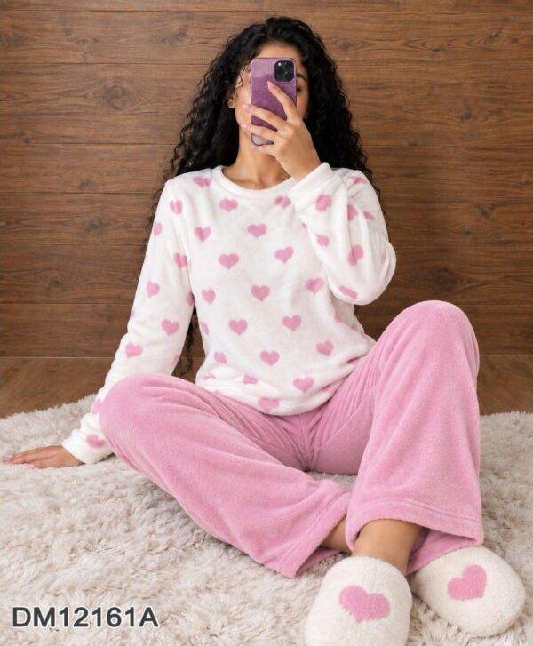 DM12161A - PIJAMA "POLAR" DE CORAZONES PARA DAMA (1 PZA)