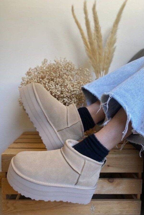 910001 - BOTAS AFELPADAS TIPO "UGG" (1 PZA)