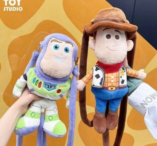 HM26Q-103 - DUO DE PELUCHE TIPO MOCHILA TOY STORY (1 DUO )
