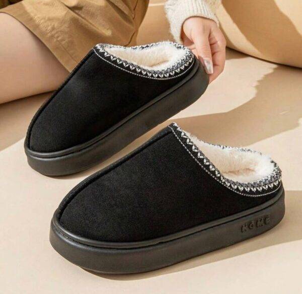 910005 - PANTUFLAS "TIPO ZUECO" AFELPADAS PARA DAMA (1 PZA)