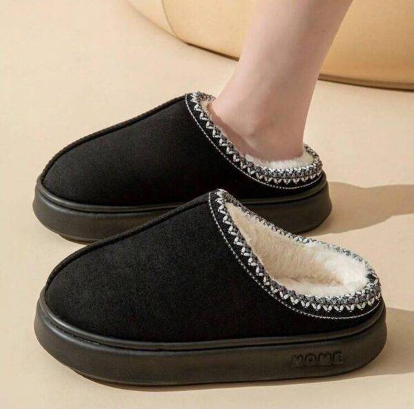 910005 - PANTUFLAS "TIPO ZUECO" AFELPADAS PARA DAMA (1 PZA)