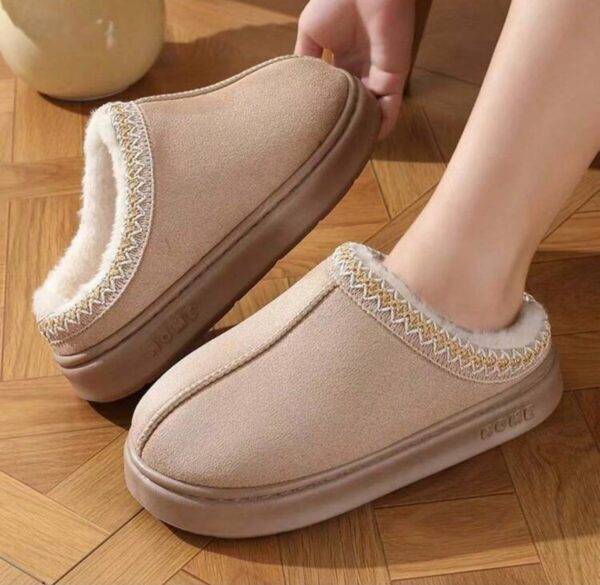 910005 - PANTUFLAS "TIPO ZUECO" AFELPADAS PARA DAMA (1 PZA)