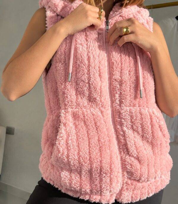 DY5037- CHALECO "TEDDY" CON GORRO PARA DAMA. (1 PZA)